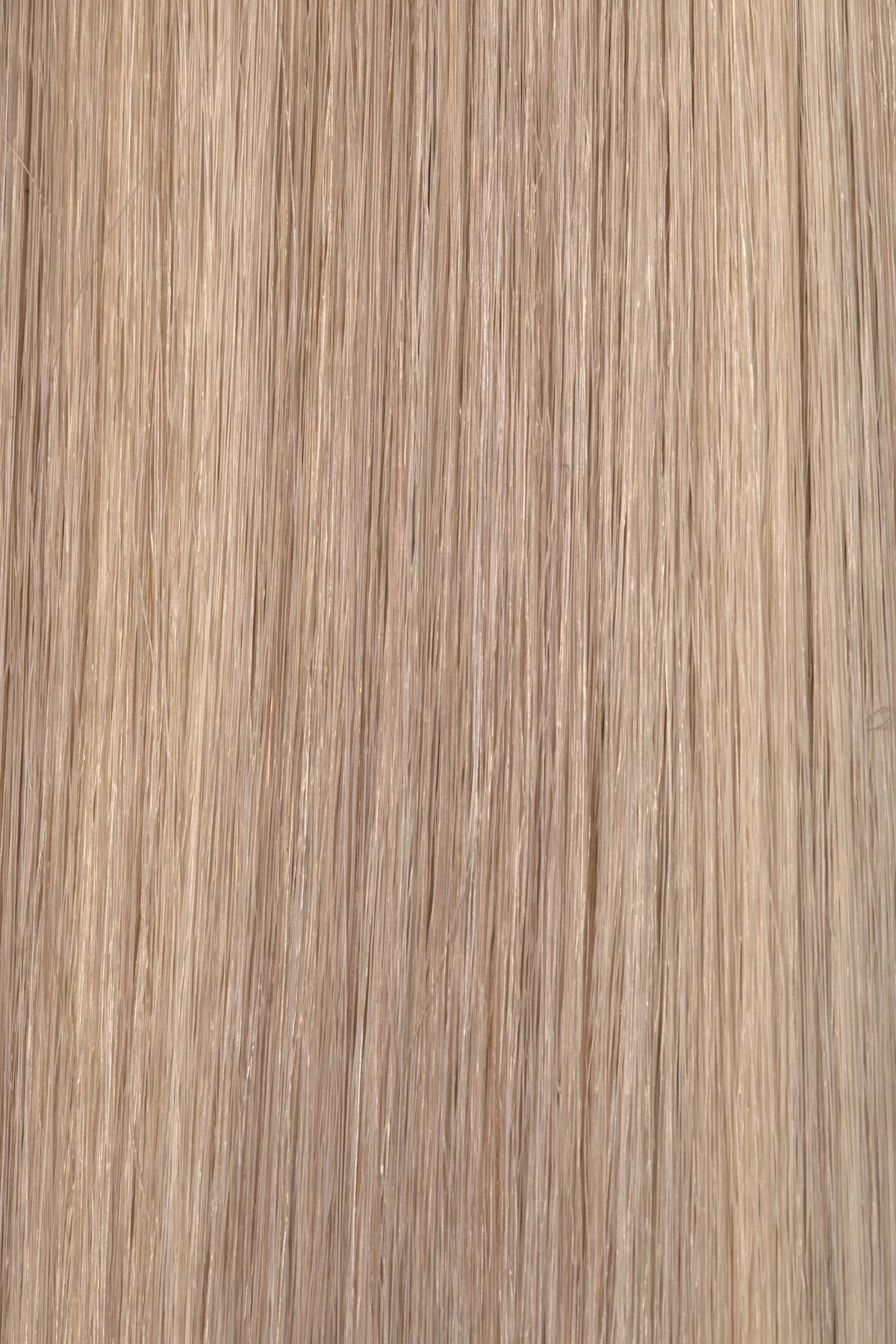 Close up of Loxys Pearl extensions